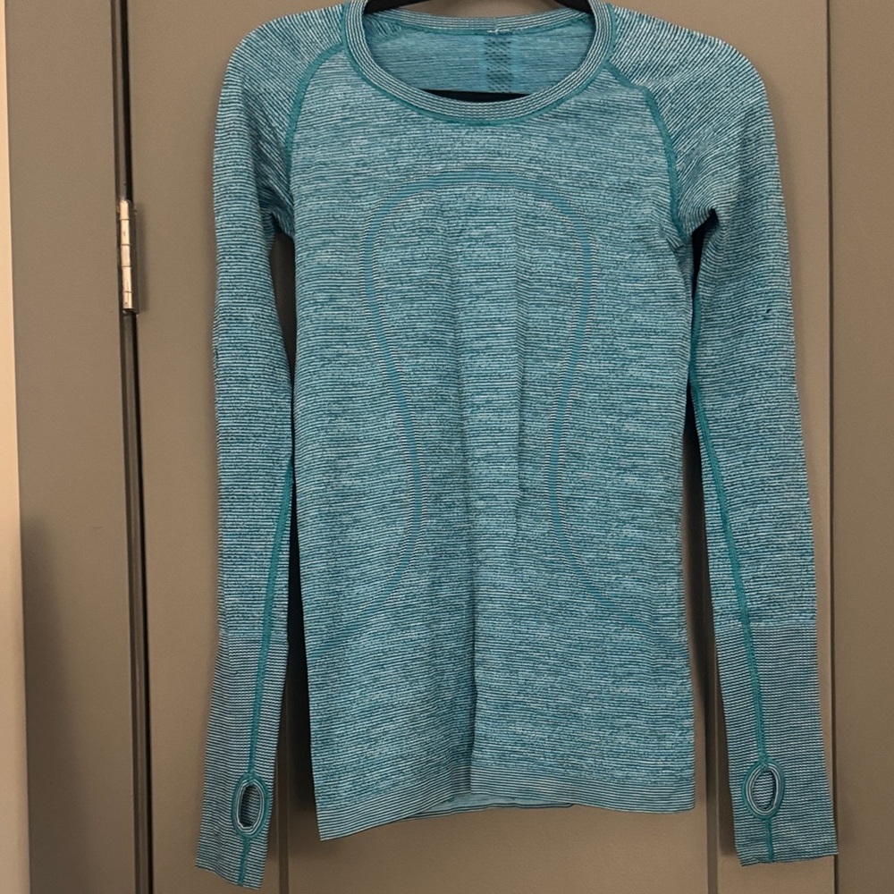 Lululemon Athletica Teal Long Sleeve Top